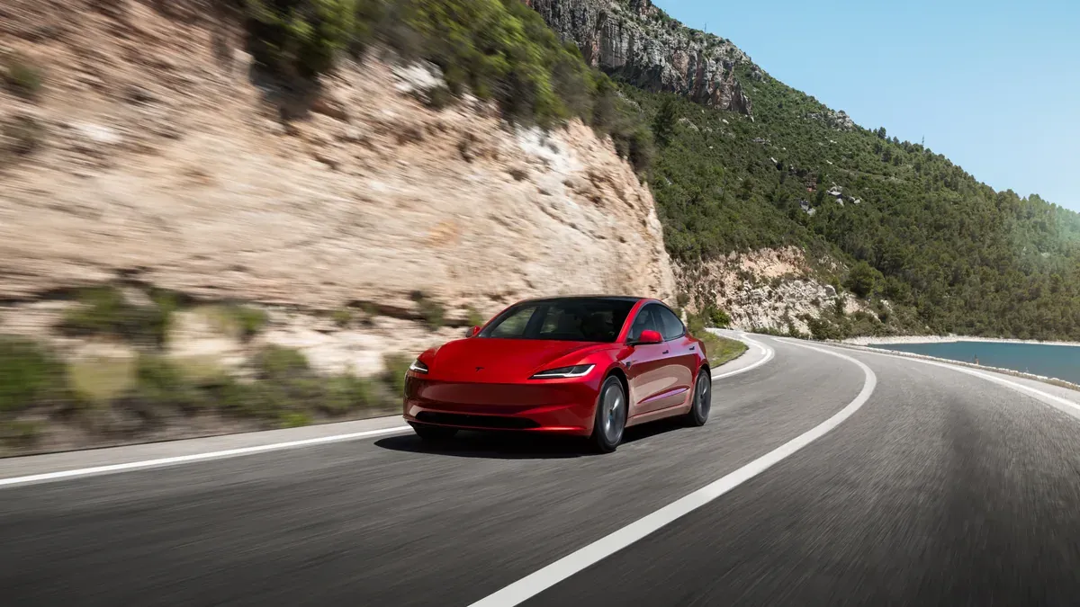 Tesla Model 3 Ultra Red